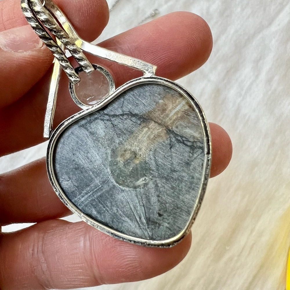 925 Love + Protection Rose Quartz + Banded Onyx Heart ❤️ Necklace Pendant - Picture 6 of 7